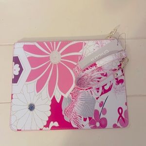 NW.T Chico’s Wristlet.